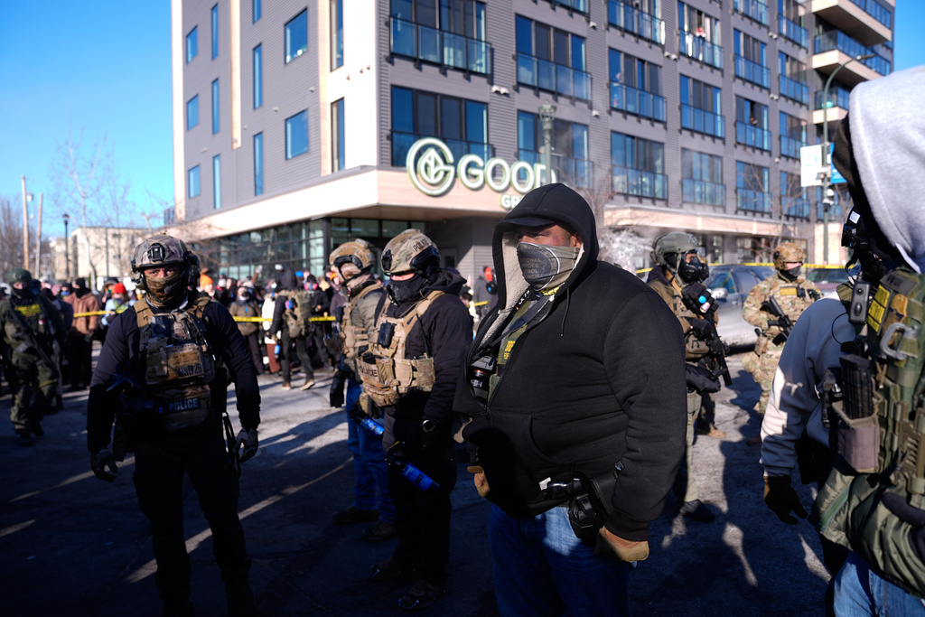 Federal agents shoot and kill man during Minneapolis immigration ...